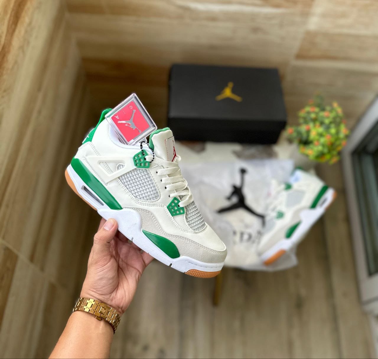 AJ Retro 4 – 7A Grade Quality