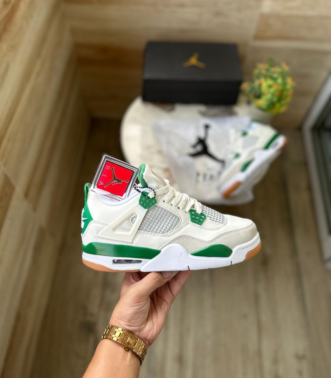 AJ Retro 4 –  7A Grade Quality